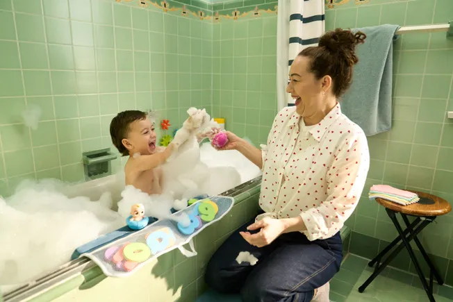 A marca de entretenimento infantil Cocomelon dá uma mão na campanha da primeira marca