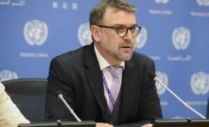 Brasil deve enfrentar passado de ditadura para garantir futuro da democracia