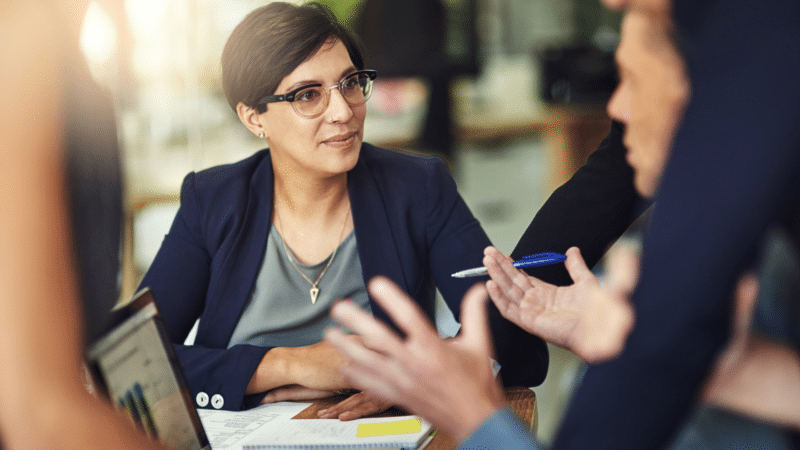 Impulsionando o crescimento do cliente com marketing B2B baseado em valor