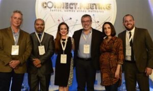 Luis Vabo, do Reserve, Humberto Batista, da Avipam, Maria Cecilia Mattiuzzo, da Ericsson, Gregório Polaino, da Alatur JTB, Maria Prata, jornalista, e Alexandre Arruda, da Argo Solutions