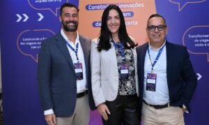 Fabio Oliveira, Alessandra Antunes e Sergio Santana, da Flytour Franchising