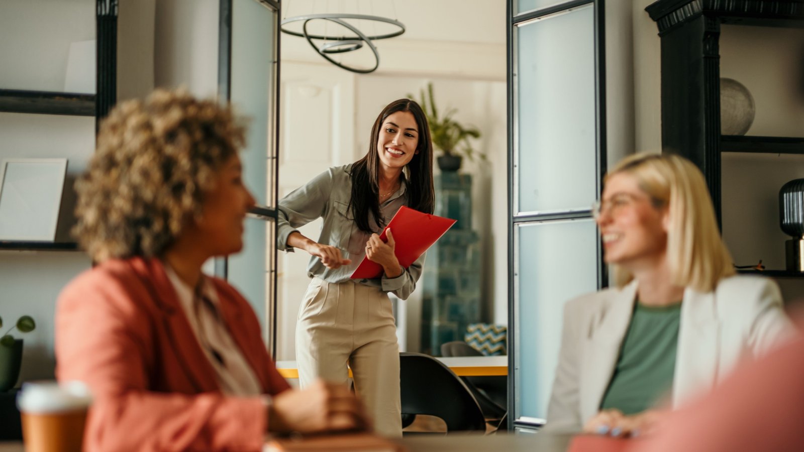 Como construir projetos de estágio que ajudam futuros talentos e equipes atuais