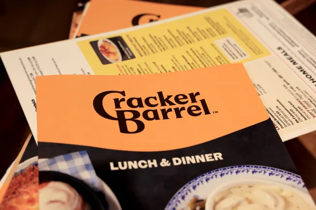 Cracker Barrel: Outro Caso de Blaning of Branding