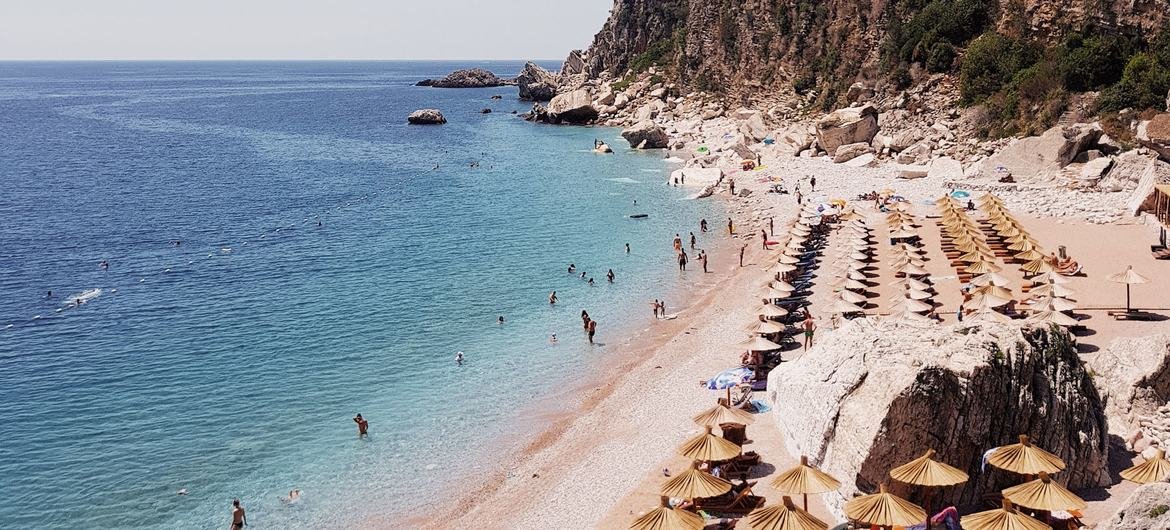 As correntes de retorno da praia são uma das causas de morte por afogamento