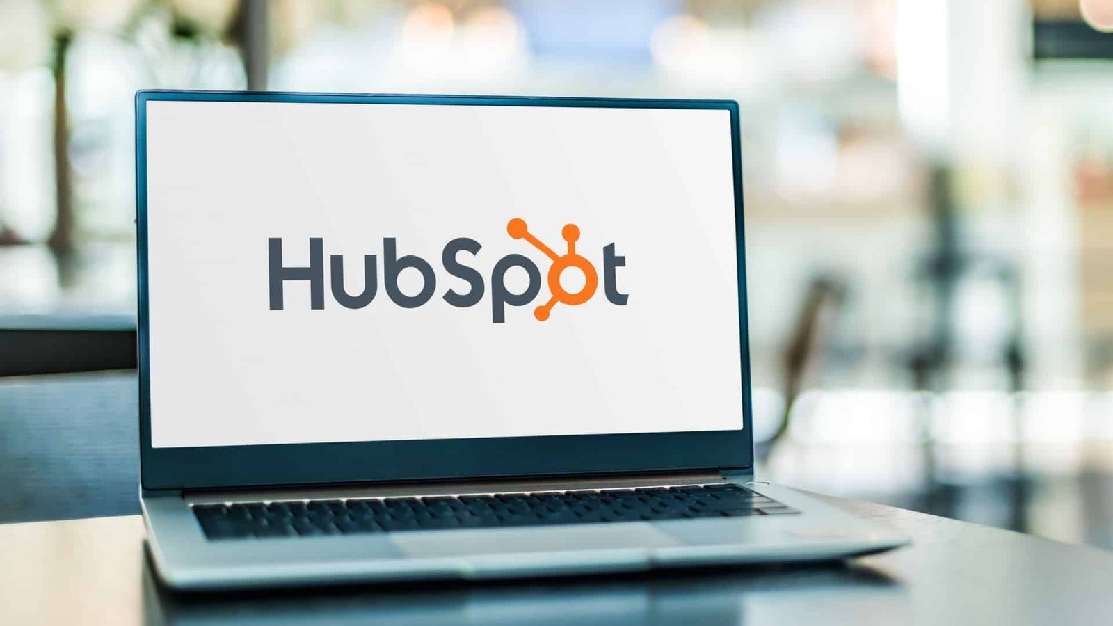 O HubSpot estreia um novo manual de IA em Inbound, enquanto o marketing de conteúdo falha