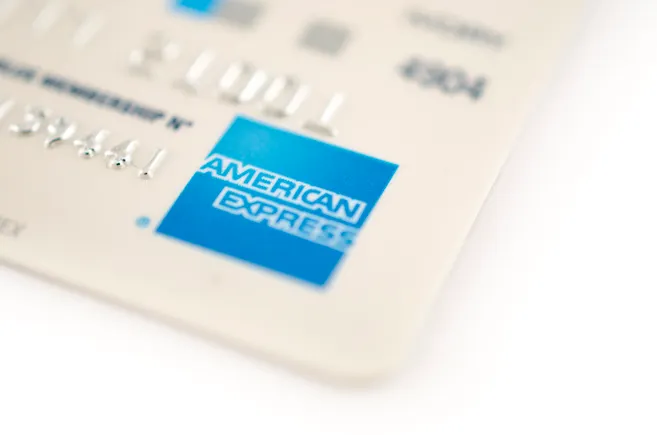 American Express estréia de redes de anúncios com proezas de segmentação contextual