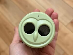 A imagem pode conter: bebê, pessoa, madeira e madeira