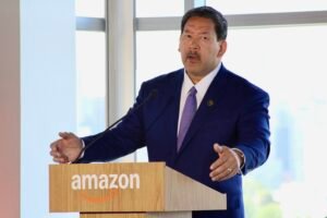 Prefeito de Seattle diz que Microsoft e Amazon têm a “obrigação moral” de retribuir à cidade