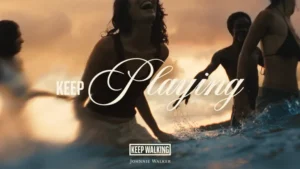 Johnnie Walker atualiza 'Keep Walking' para focar em atividades individuais