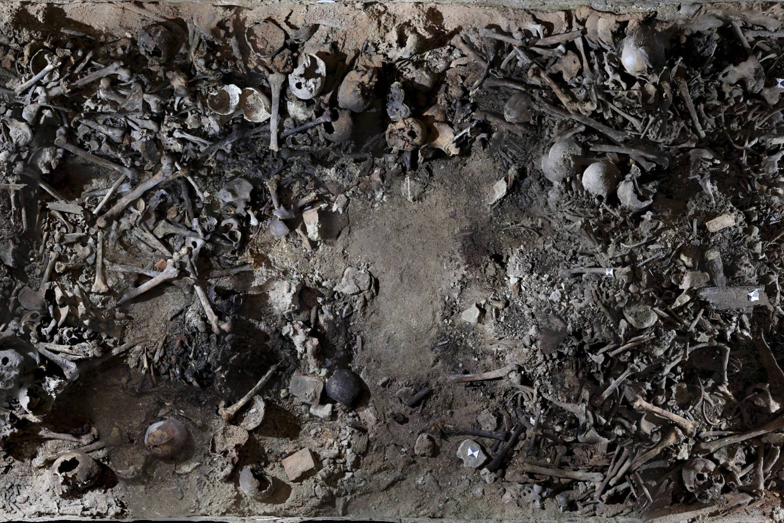 Ossos sob hospital em Milão revelam doenças do século 17 – 07/12/2025 – Ciência