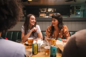 Athletic Brewing se conecta com OpenTable na última oferta para curiosos sóbrios