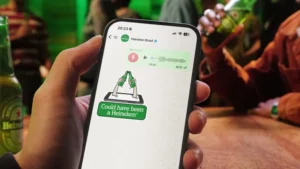 Heineken troca notas de voz por cerveja na última oferta para conexões IRL