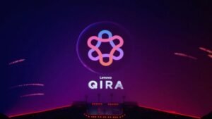 Ícone da Qira, nova plataforma de inteligência artificial (IA) da Lenovo, em telão
