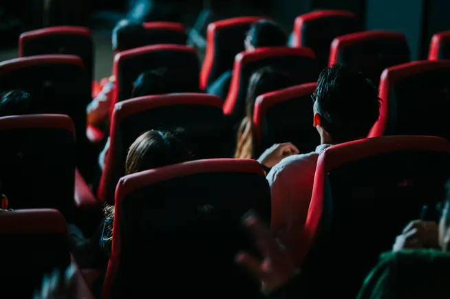 Lowe's aparece nos cinemas com promoção de pipoca Cinemark