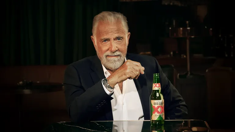 Por que Dos Equis reviveu o homem mais interessante em meio a ventos contrários na categoria