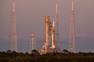 Artemis 2: Nasa retoma ensaio de ida à Lua após vazamento - 02/02/2026 - Ciência