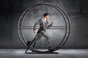 Empresas de tecnologia defendem jornadas de 12 horas - 10/02/2026 - Economia