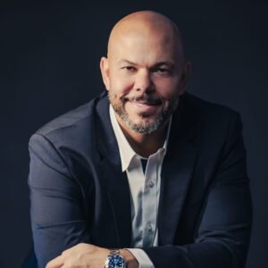 Picture of Lucio Santana