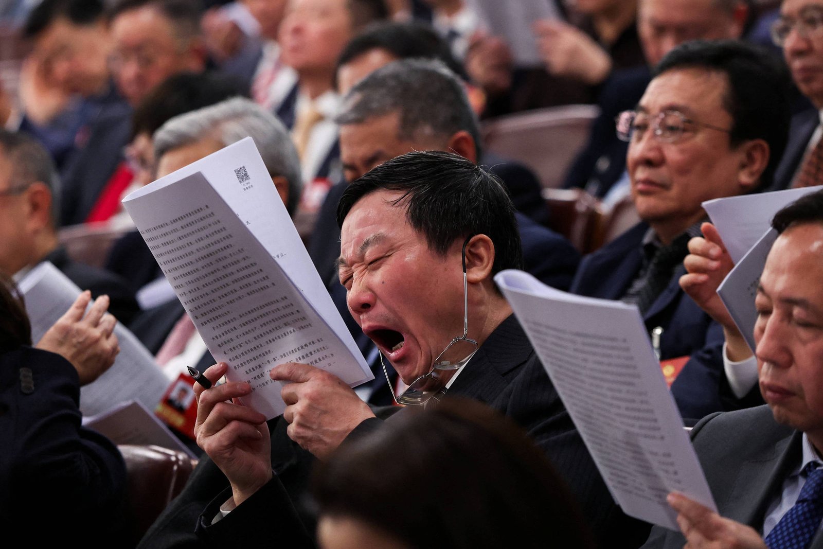 Por que quando alguém boceja acabamos bocejando também – 16/03/2026 – Ciência