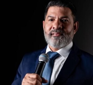 Vender, hoje, já não é apenas uma disputa de argumentos. Na prática, vender é compreender como o cérebro funciona.