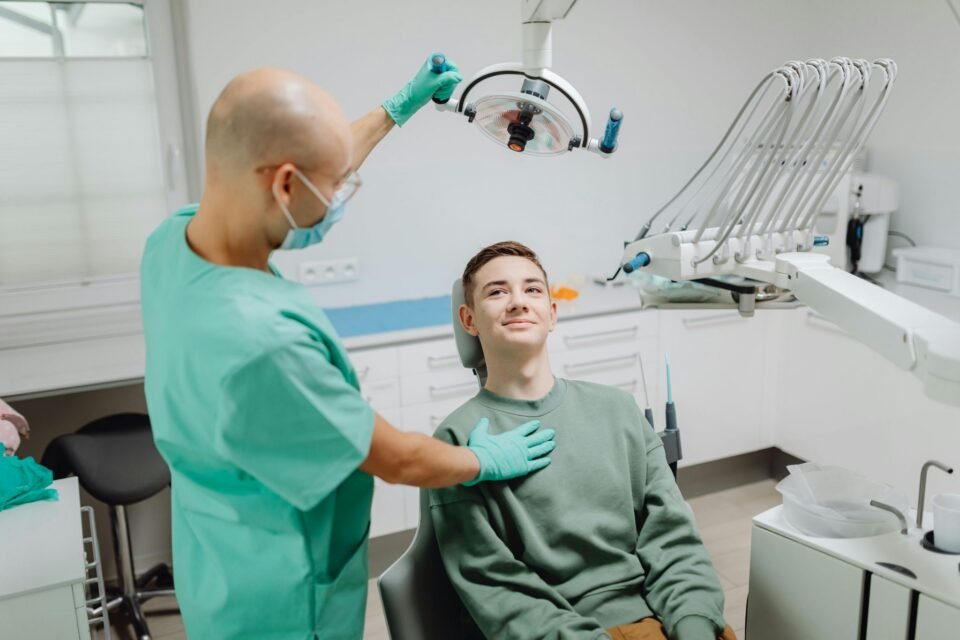 Como seu consultório odontológico pode melhorar a experiência do paciente