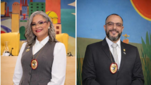 Diplomatas civis com credencial