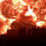 Foguete de Jeff Bezos explode em plataforma de lançamento - 29/05/2026 - Ciência
