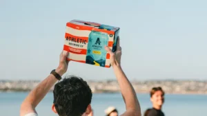 Athletic Brewing abre torneira de marketing para se destacar no verão lotado