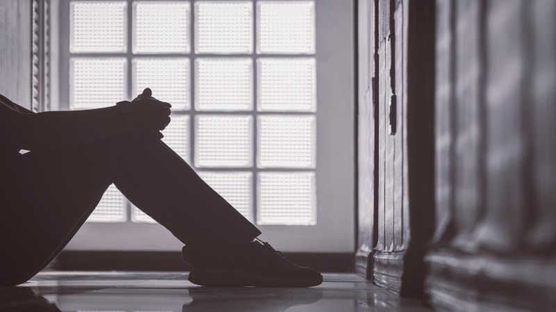 Depressão crônica altera forma como as redes cerebrais se comunicam