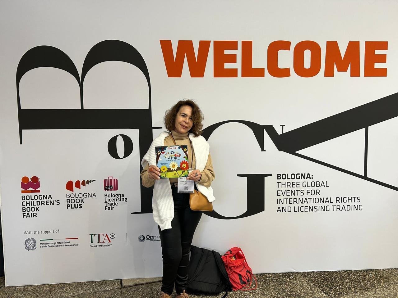 Livro infantil bilíngue apresentado na Feira de Bolonha leva mensagem de empatia e convivência para leitores de todas as idades