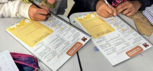 Cyberbullying raramente ocorre de forma isolada e funciona como extensão da violência escolar