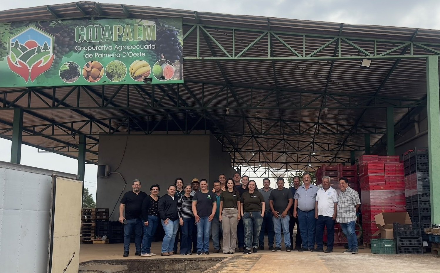 Sebrae-SP participa de visita à Cooapalm e acompanha experiência de cooperativismo em Palmeira d’Oeste | ASN São Paulo