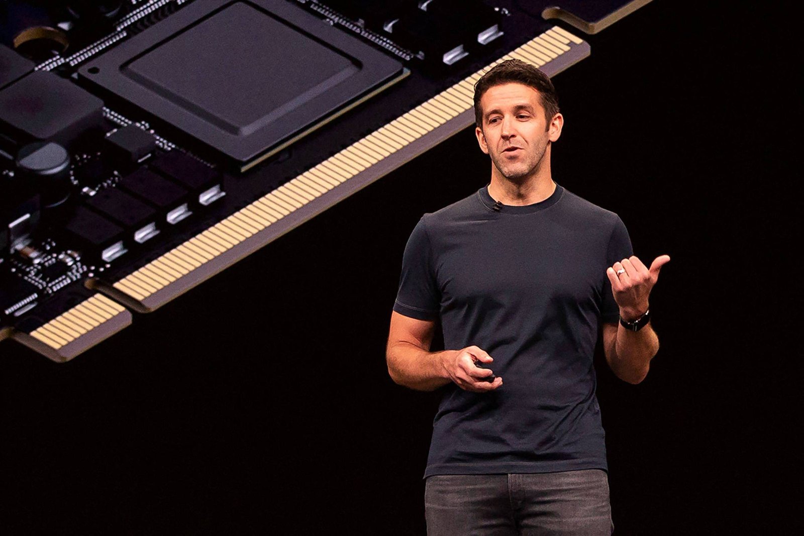 Novo CEO da Apple, John Ternus chega com perfil discreto – 05/09/2026 – Tec