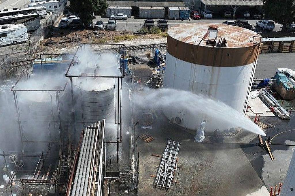 A engenharia complexa envolvida em uma janela de avião – 21/09/2026 – Ciência