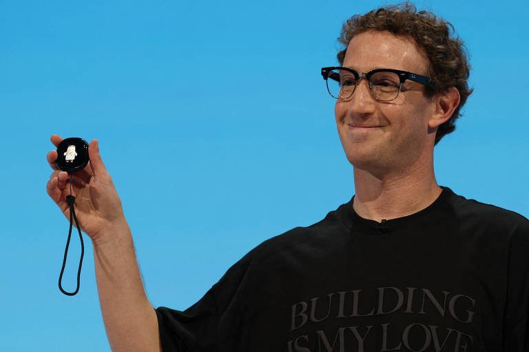 Dispositivo Charm carrega ambições de Zuckerberg em IA – 25/09/2026 – IA