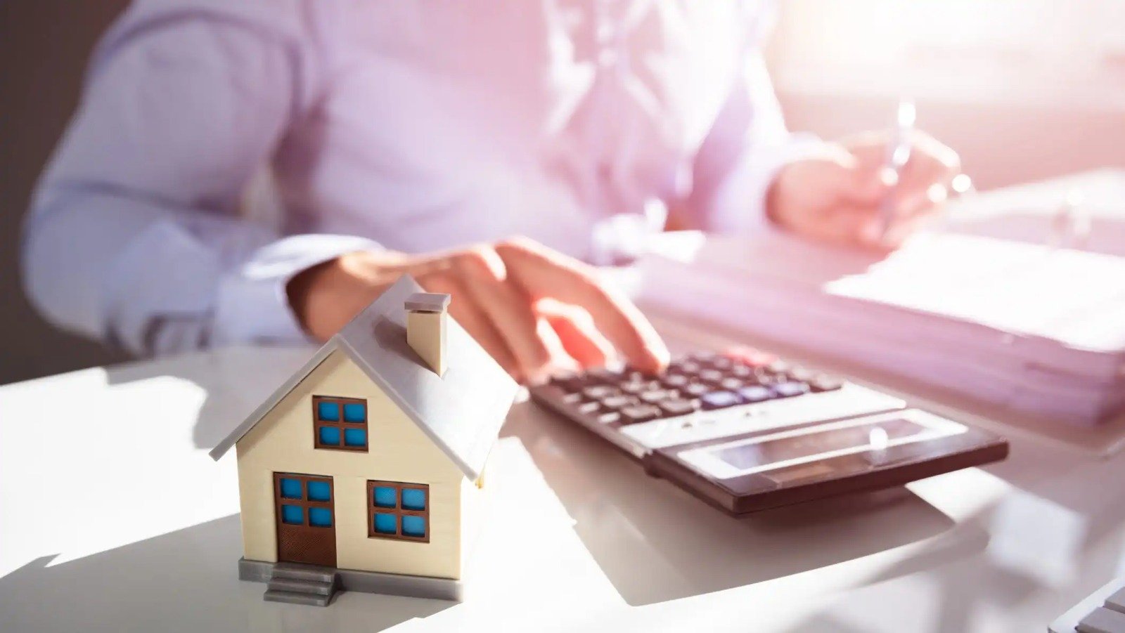 Primeiro imóvel ainda é um desafio para milhares de brasileiros e planejamento faz a diferença na aprovação do financiamento