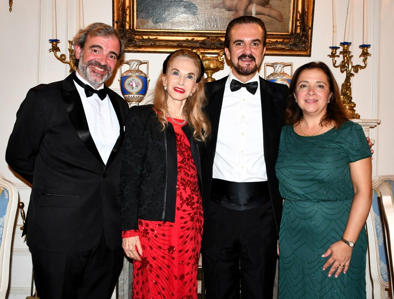 Jasmine Hill recebe jantar black-tie em homenagem à nova cônsul-geral de Portugal no Rio de Janeiro
